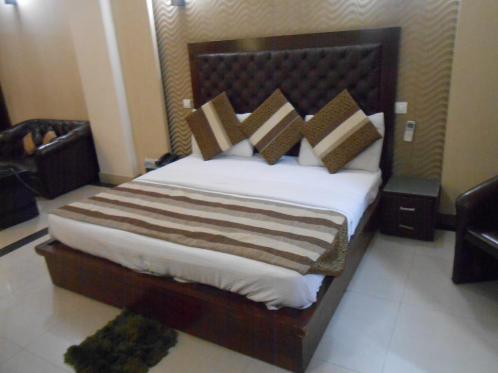 Fabexpress Llyod Residency Hotel New Delhi Room photo